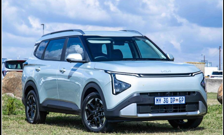 2026 Kia Carens Review: The Ultimate 7-Seater Family MUV Returns